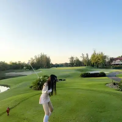 常飞文